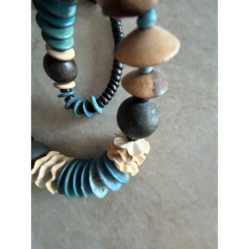 Vtg Chunky Necklaces One Mixed Metal 3 Strand And A Wood Piece Made Philippines - Picture 11 of 16